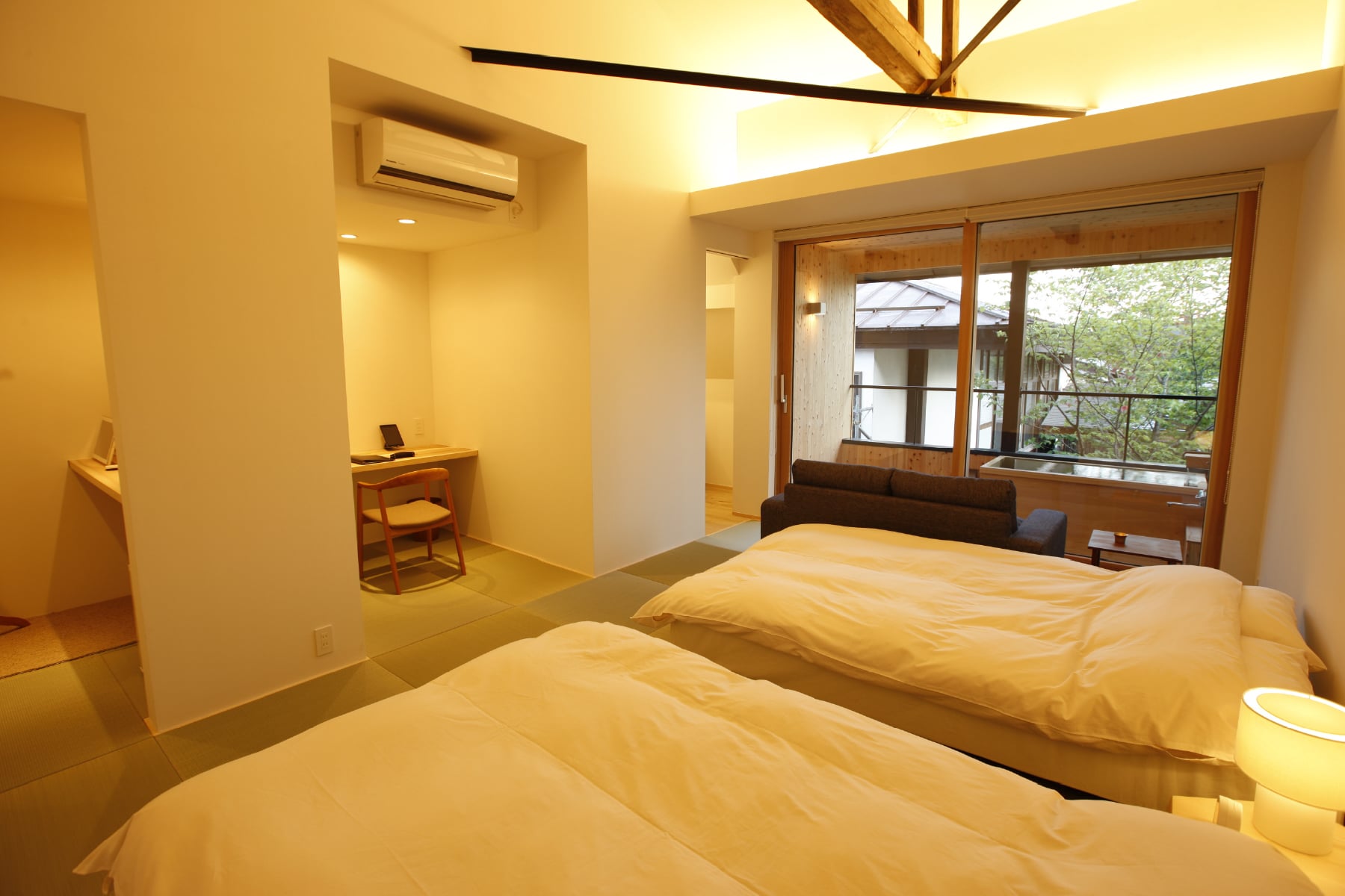SAKURA 06 room view